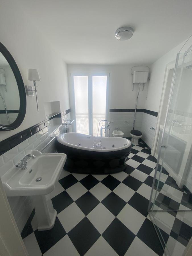 Suite Donna Vita Martina Franca Exteriör bild